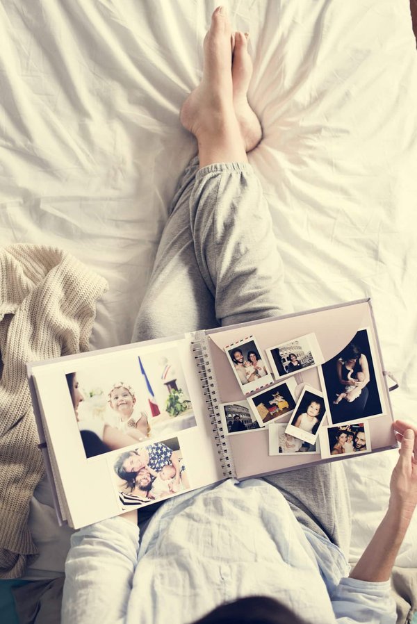 Astuces pratiques pour personnaliser l'album photo baptême de votre fille