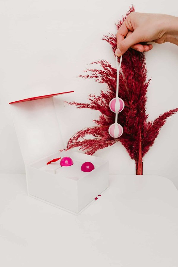 Sextoy pour femme : pourquoi choisir une boule de geisha ?